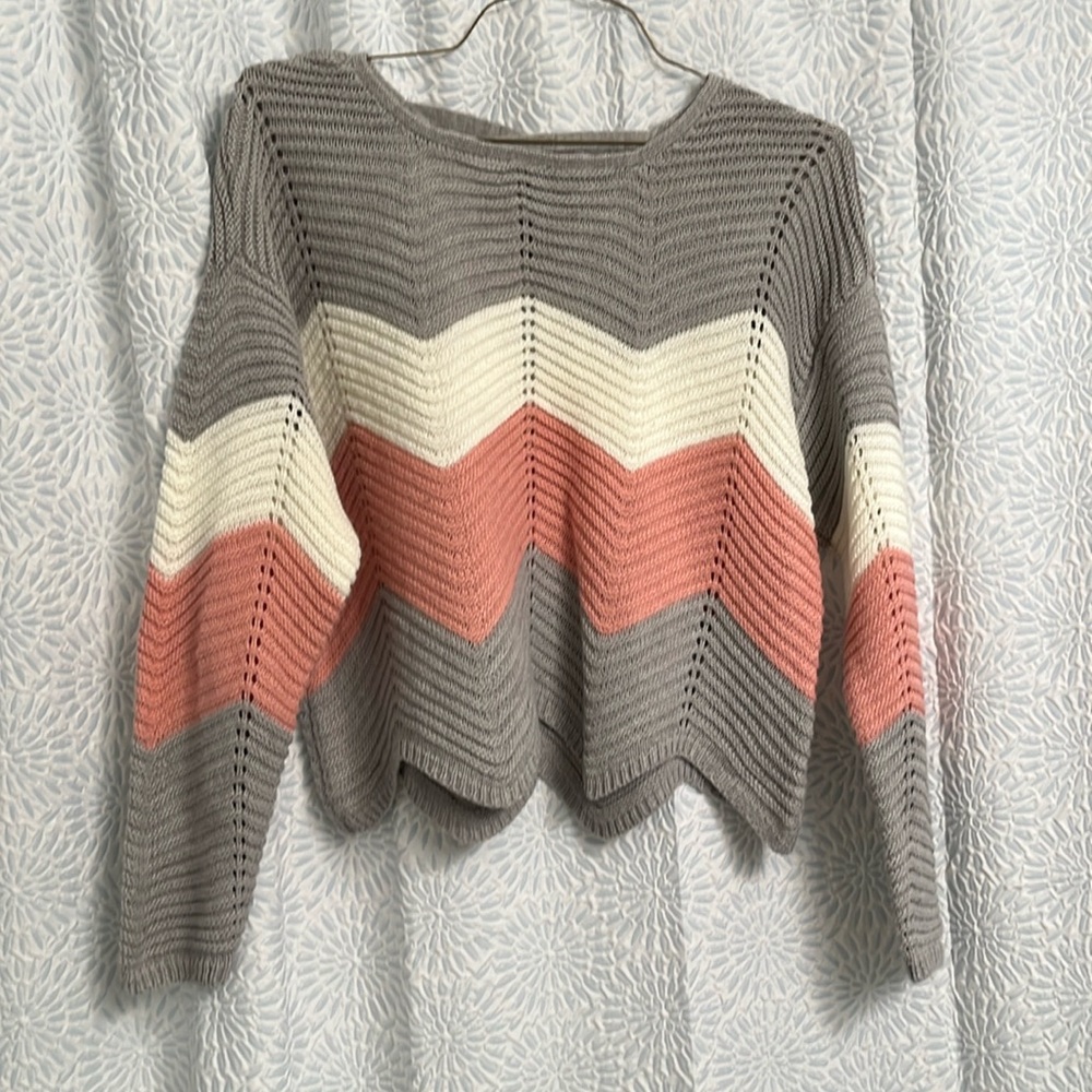 Sweater with cross cross back